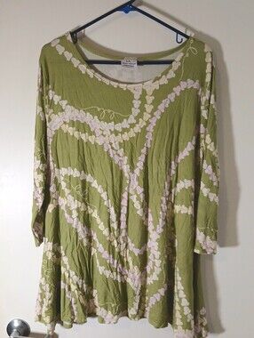 Hawaii Crown Flower Top